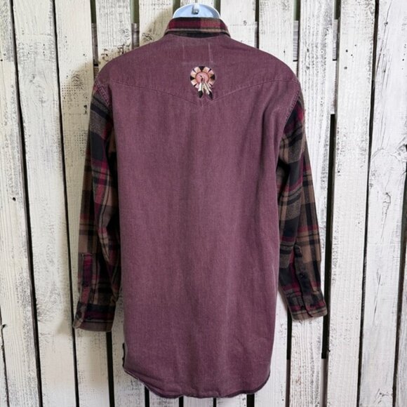 VTG Wrangler Denim Flannel Men’s Medium Shirt Feathers Western Cowboy Rodeo Gift - Picture 5 of 12